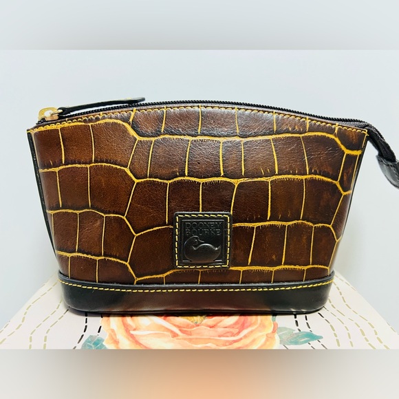 Dooney & Bourke Croc-Embossed Brown Cosmetic Bag EUC - Picture 1 of 9